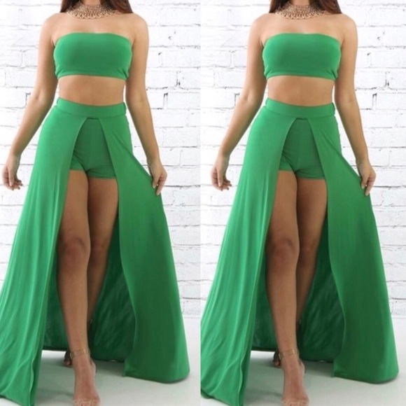 Dresses & Skirts - LAST 1 !! PRICE FIRM Green maxi skirt set/crop top